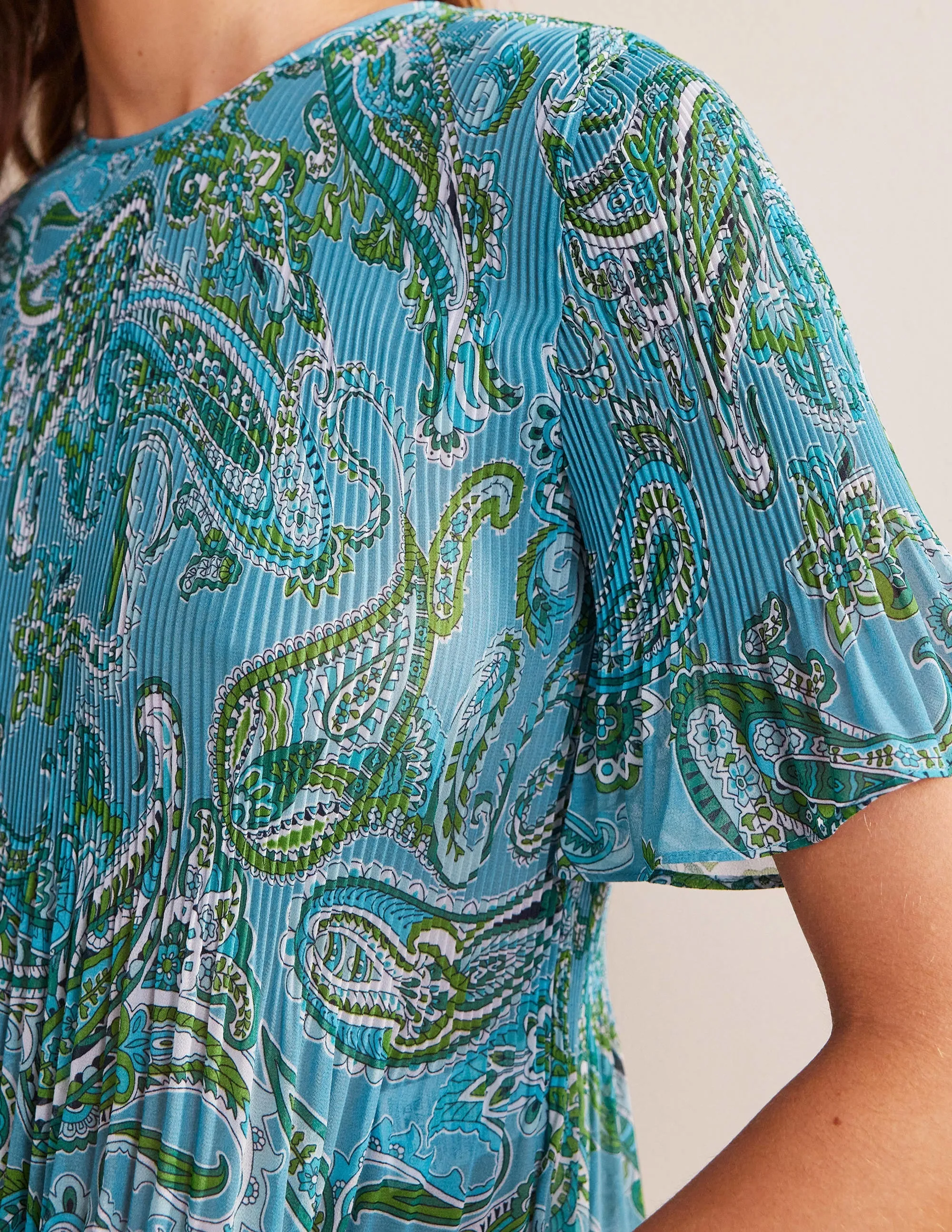 Flutter-Sleeve Plisse Top-Aegean Blue, Paradise Pop
